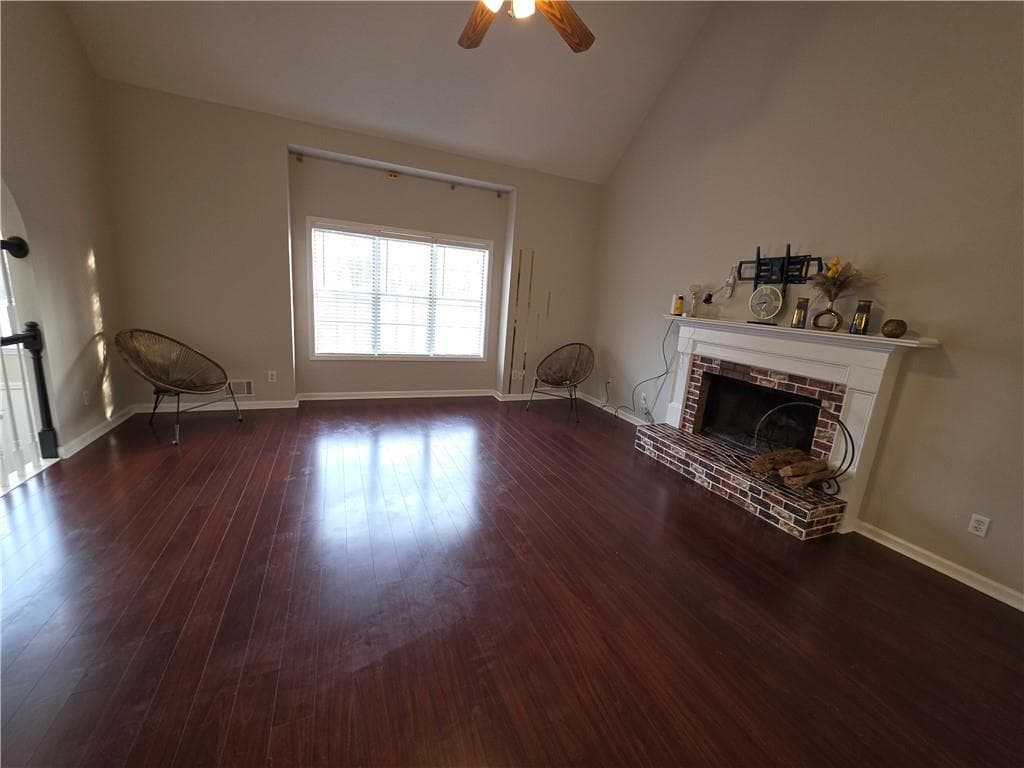 4 bedroom, 3 bathroom, 3,032 sq ft single family residence for sale at 5046 Sunbrook Drive, Acworth, GA 30101 — photo 4
