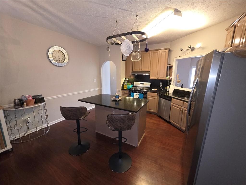 4 bedroom, 3 bathroom, 3,032 sq ft single family residence for sale at 5046 Sunbrook Drive, Acworth, GA 30101 — photo 7
