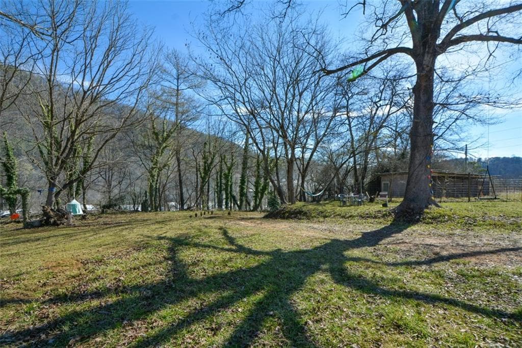 4 bedroom, 2 bathroom, 1,836 sq ft single family residence for sale at 2339 Whitestone Road, Talking Rock, GA 30175 — photo 4