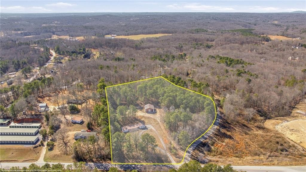 3 bedroom, 2 bathroom other for sale at 3004 Candler Road, Gainesville, GA 30507