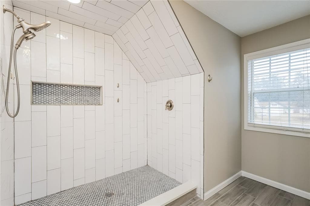 5 bedroom, 3 bathroom, 3,541 sq ft single family residence for sale at 1230 Edythe Court, Mcdonough, GA 30252 — photo 6