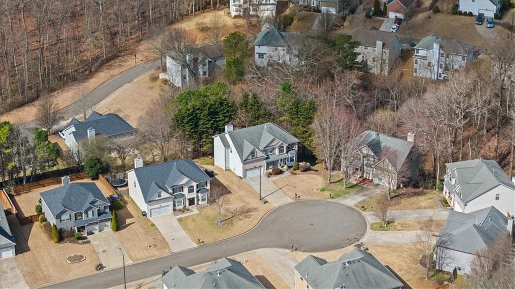 5 bedroom, 3 bathroom, 3,300 sq ft single family residence for sale at 429 Farmwood Way, Canton, GA 30115 — photo 4