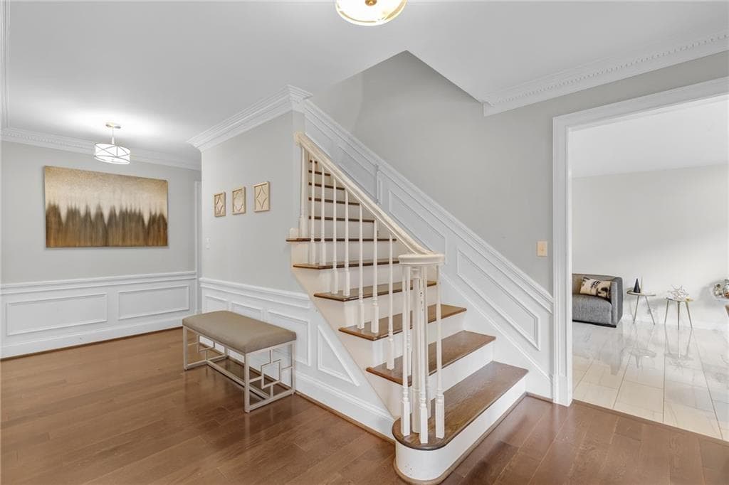 4 bedroom, 4 bathroom, 4,400 sq ft single family residence for sale at 2660 Spalding Drive, Atlanta, GA 30350 — photo 4