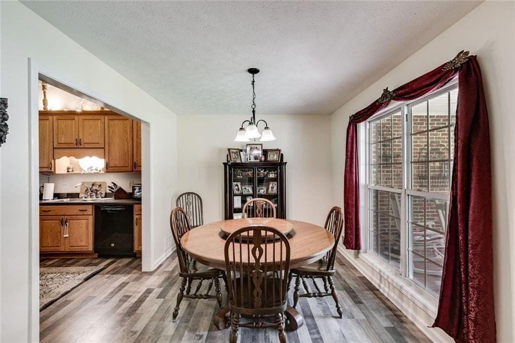 3 bedroom, 3 bathroom, 2,960 sq ft single family residence for sale at 144 Bobs Drive, Mableton, GA 30126 — photo 7