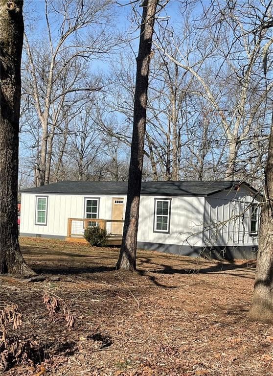 3 bedroom, 2 bathroom, 960 sq ft single family residence sold at 270 Norwood Circle, Athens, GA 30601