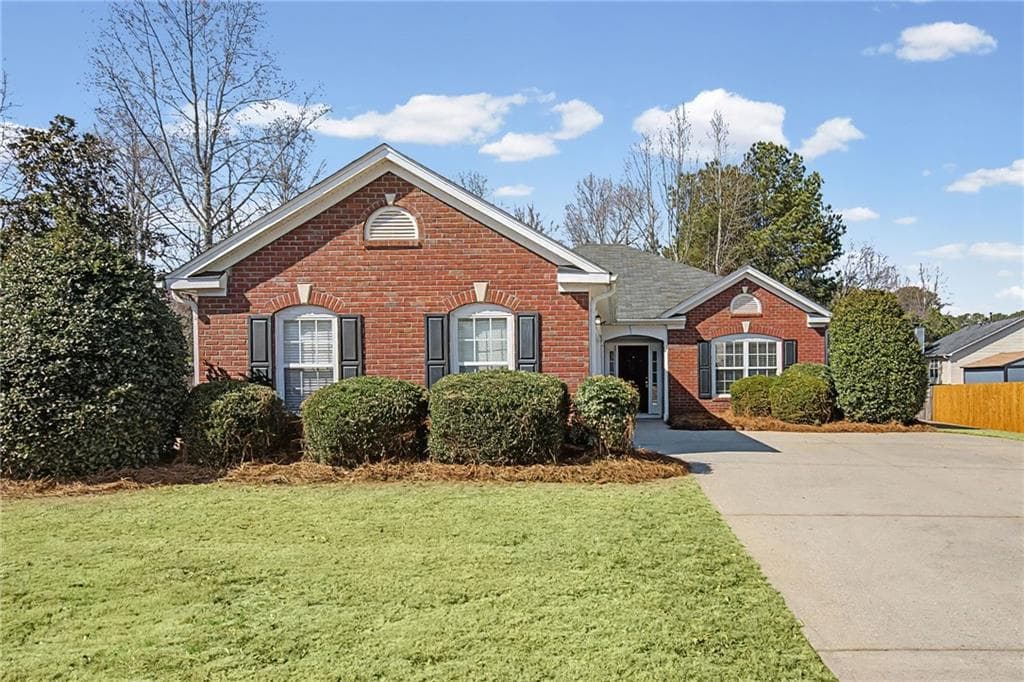 4 bedroom, 2 bathroom, 1,720 sq ft single family residence sold at 2400 Beckenham Place, Dacula, GA 30019