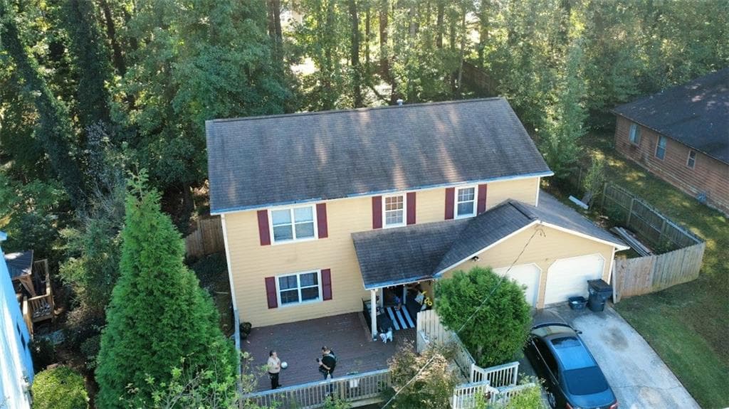 4 bedroom, 3 bathroom, 1,978 sq ft single family residence sold at 5042 Whited Way, Lilburn, GA 30047