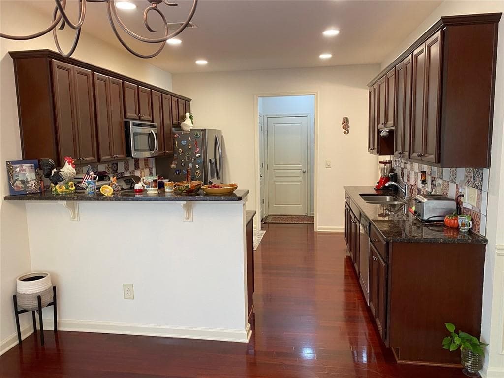 4 bedroom, 3 bathroom, 2,405 sq ft single family residence for sale at 3692 archgate Court, Alpharetta, GA 30004 — photo 9