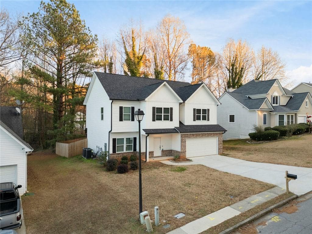 4 bedroom, 4 bathroom, 2,497 sq ft single family residence sold at 1107 Glen Chase Drive, Lawrenceville, GA 30044