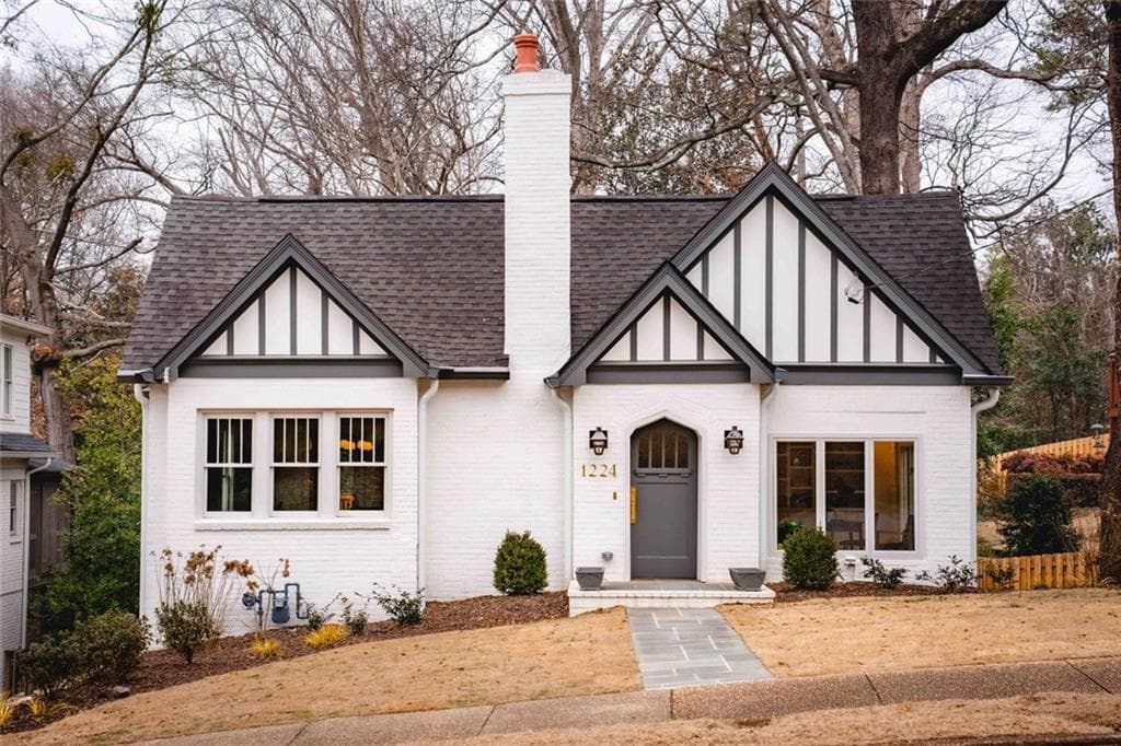 3 bedroom, 2 bathroom, 1,610 sq ft single family residence for sale at 1224 Stillwood Drive, Atlanta, GA 30306 — photo 2