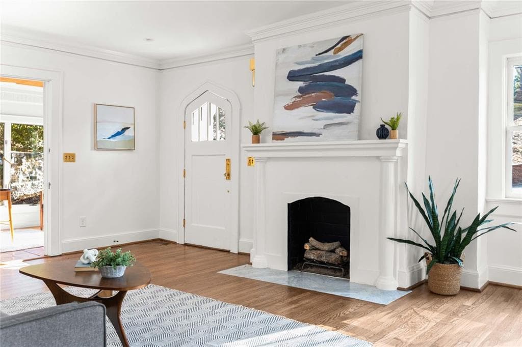 3 bedroom, 2 bathroom, 1,610 sq ft single family residence for sale at 1224 Stillwood Drive, Atlanta, GA 30306 — photo 5