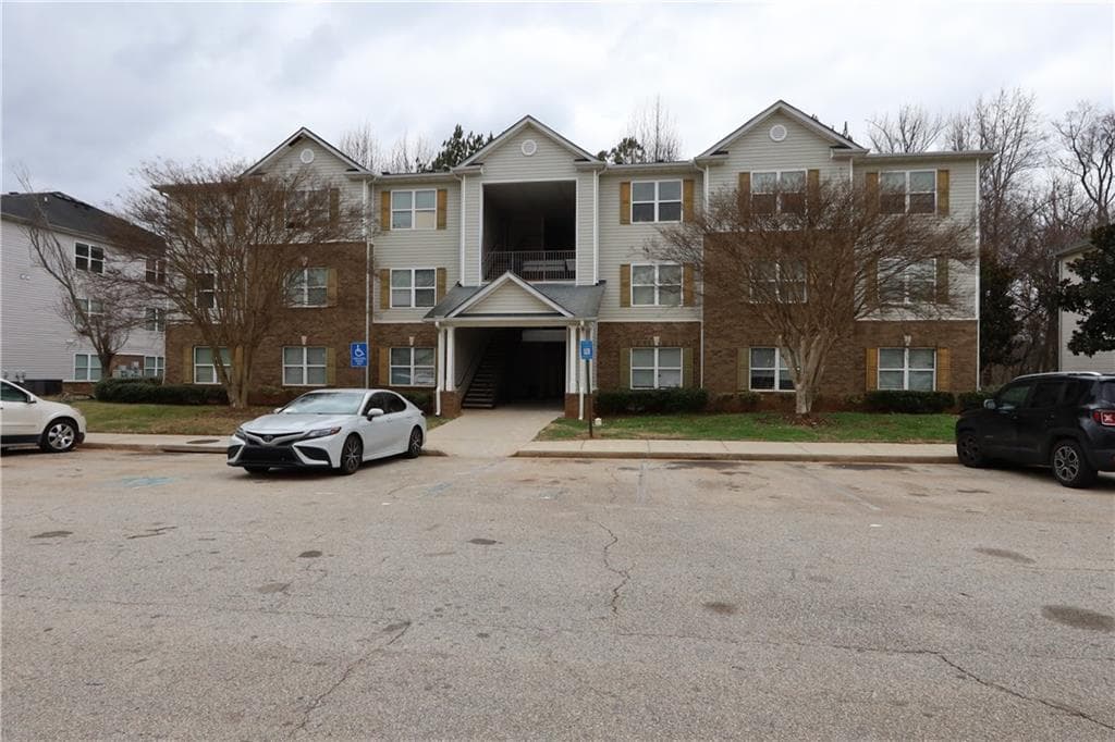 18204 Waldrop Cove, Decatur, GA 30034 — most recent listing photo