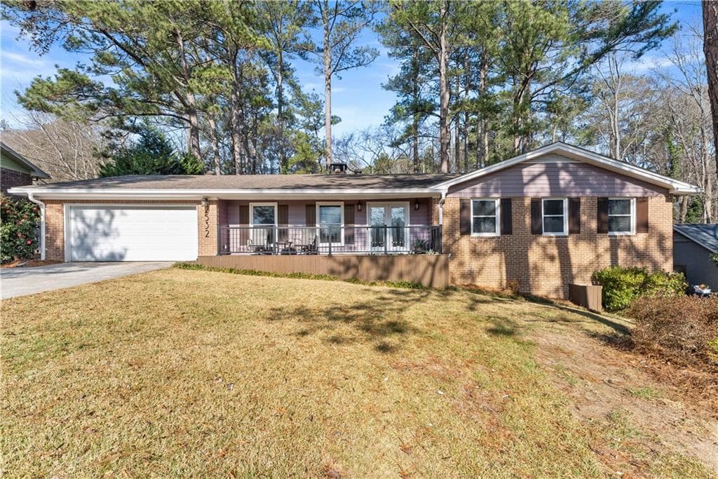 3 bedroom, 3 bathroom, 1,931 sq ft single family residence sold at 2532 Andover Drive, Atlanta, GA 30360
