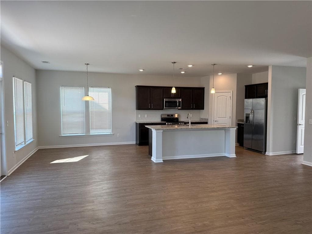 4 bedroom, 3 bathroom, 2,828 sq ft single family residence for sale at 16 Jazz Drive, Pooler, GA 31322 — photo 5