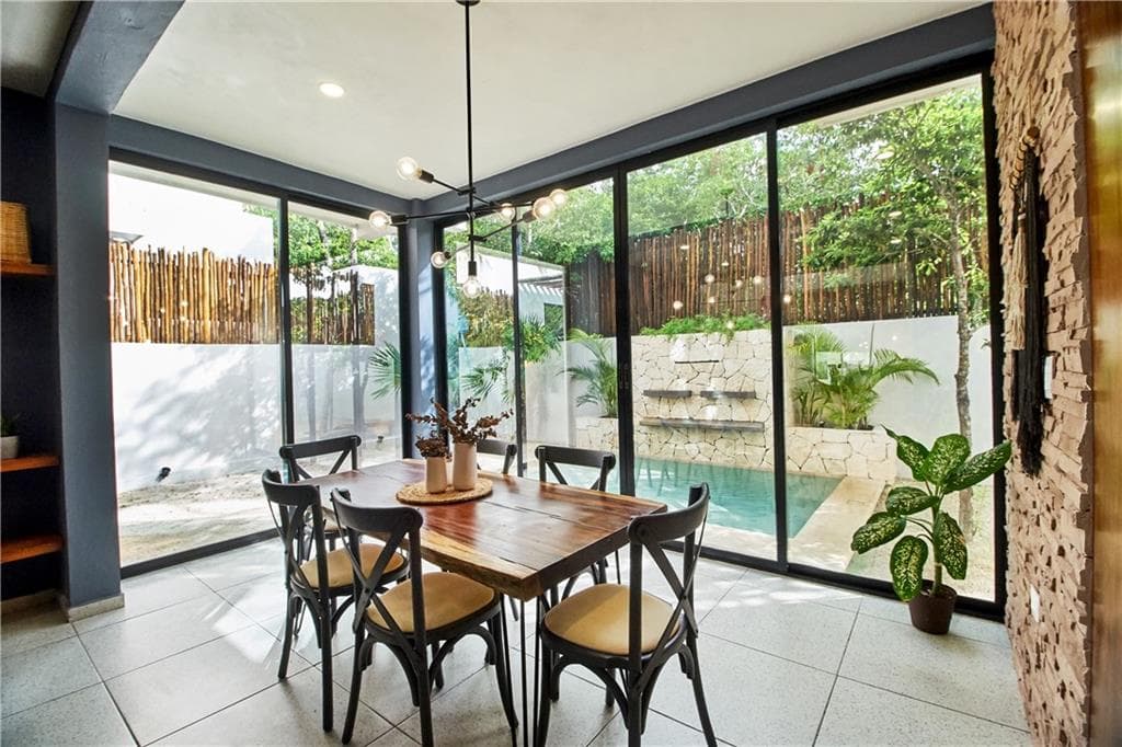 3 bedroom, 4 bathroom, 3,100 sq ft single family residence for sale at 28 La Selva, Out of Country, TX 77760 — photo 7