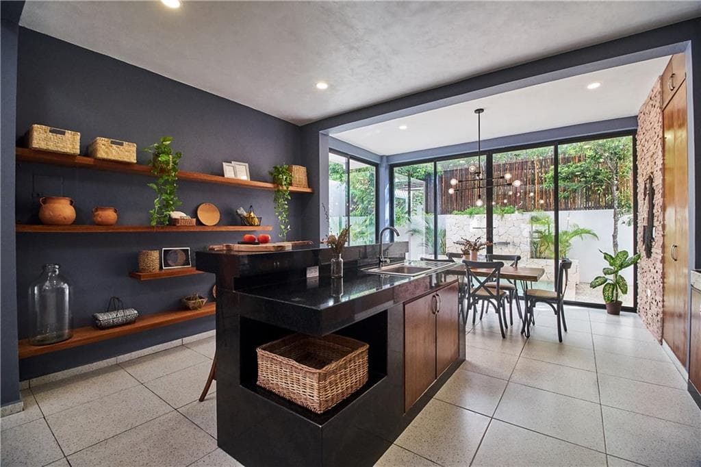 3 bedroom, 4 bathroom, 3,100 sq ft single family residence for sale at 28 La Selva, Out of Country, TX 77760 — photo 9