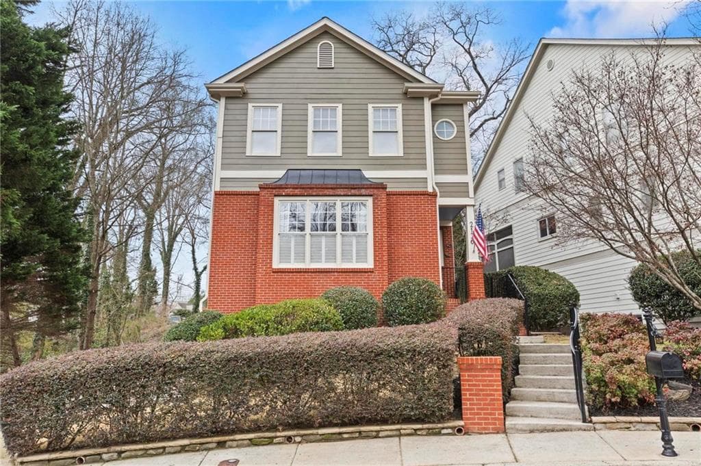 2136 Parkview Lane, Atlanta, GA 30318 — most recent listing photo