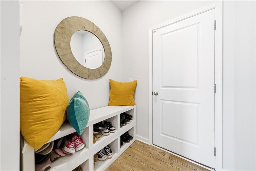 4 bedroom, 4 bathroom, 3,011 sq ft single family residence for sale at 4779 Mock Orange Street, Atlanta, GA 30331 — photo 3