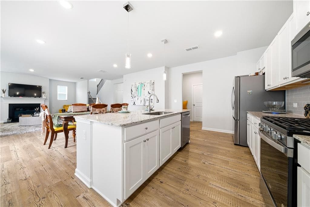 4 bedroom, 4 bathroom, 3,011 sq ft single family residence for sale at 4779 Mock Orange Street, Atlanta, GA 30331 — photo 5