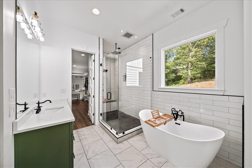 7 bedroom, 6 bathroom, 6,399 sq ft single family residence for sale at 1380 Cronic Town Road, Auburn, GA 30011 — photo 7