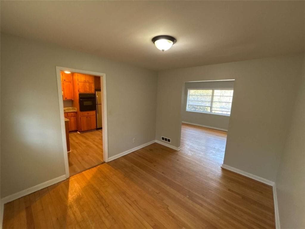 4 bedroom, 2 bathroom, 1,550 sq ft single family residence for sale at 3673 Glen Falls Drive, Decatur, GA 30032 — photo 9