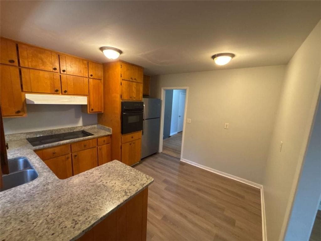 4 bedroom, 2 bathroom, 1,550 sq ft single family residence for sale at 3673 Glen Falls Drive, Decatur, GA 30032 — photo 10