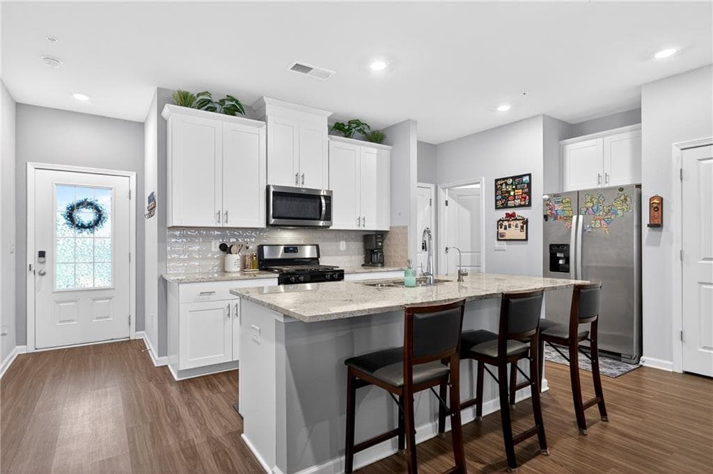 3 bedroom, 3 bathroom, 1,888 sq ft townhouse for sale at 1318 Vayda Court, Marietta, GA 30066 — photo 2