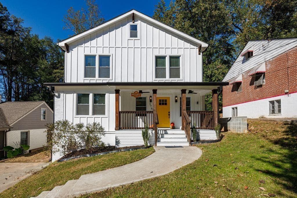 5 bedroom, 3 bathroom, 3,424 sq ft single family residence sold at 1761 Stokes Avenue, Atlanta, GA 30310