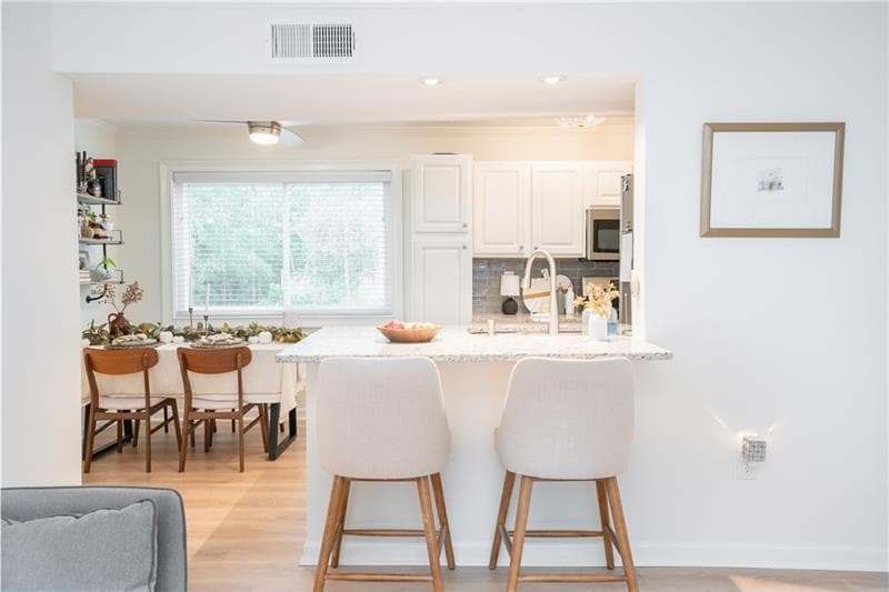 1 bedroom, 1 bathroom, 740 sq ft condominium for sale at 100 Biscayne Drive D1, Atlanta, GA 30309 — photo 7
