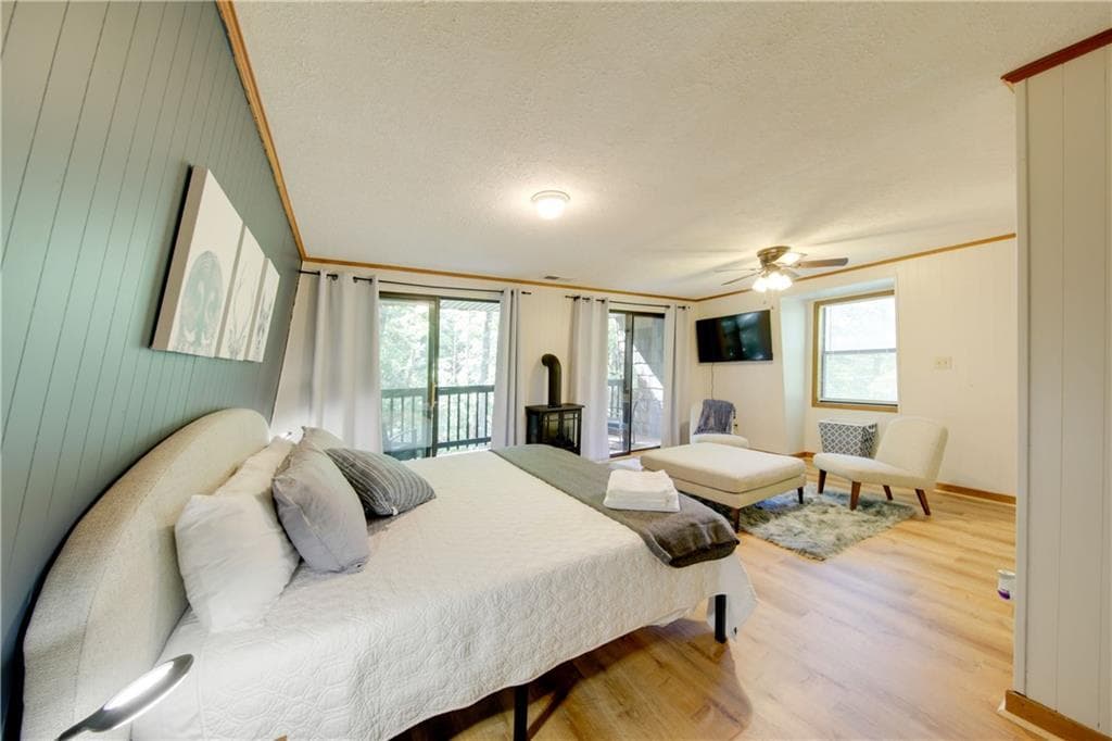 3 bedroom, 2 bathroom, 1,335 sq ft single family residence for sale at 393 Garnet Drive, Ellijay, GA 30540 — photo 8