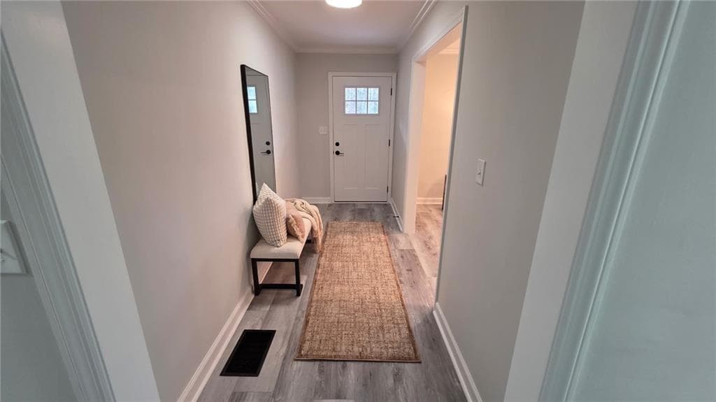 4 bedroom, 4 bathroom, 3,000 sq ft single family residence under contract at 610 Glenforest Road, Atlanta, GA 30328 — photo 6