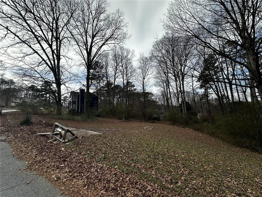 single family residence for sale at 5566 La Fleur Trail, Lithonia, GA 30038 — photo 5