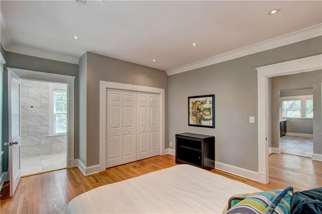 2 bedroom, 2 bathroom, 1,100 sq ft quadruplex for rent at 722 Ponce De Leon Court, Atlanta, GA 30308 for $2,750 a month — photo 4