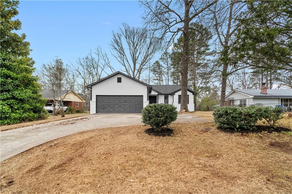323 Lumpkin Street, Winder, GA 30680 — most recent listing photo