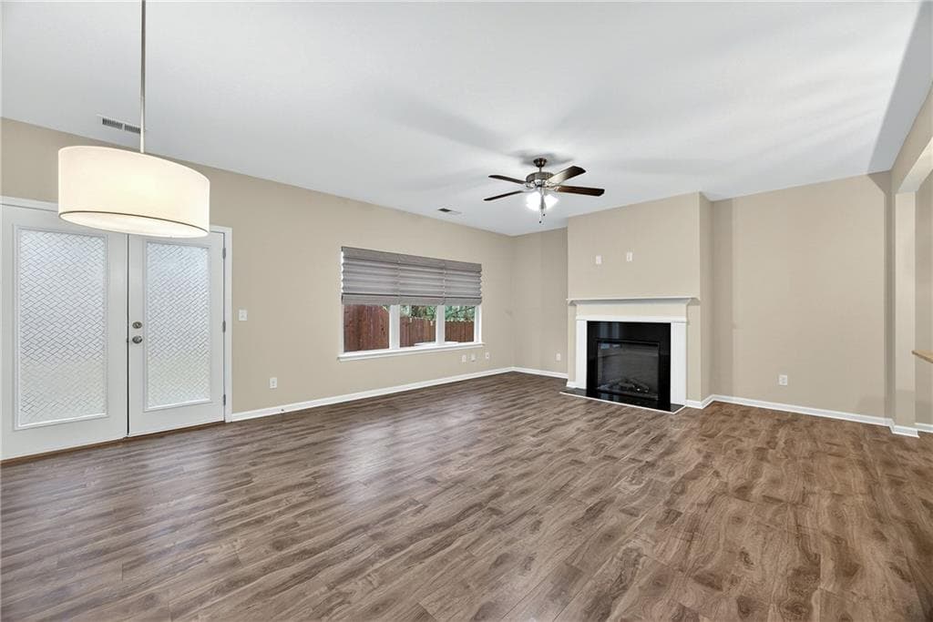 3 bedroom, 3 bathroom, 2,120 sq ft townhouse for sale at 493 Jefferson Chase Street, Atlanta, GA 30354 — photo 3