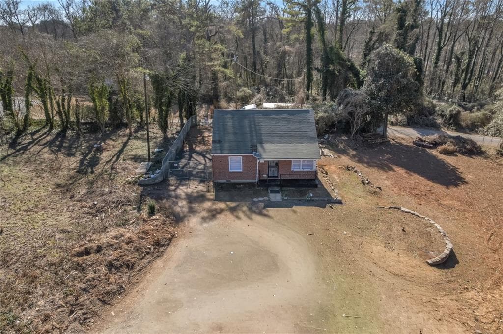 2 bedroom, 1 bathroom, 864 sq ft single family residence under contract at 3095 Rainbow Drive, Decatur, GA 30034 — photo 3