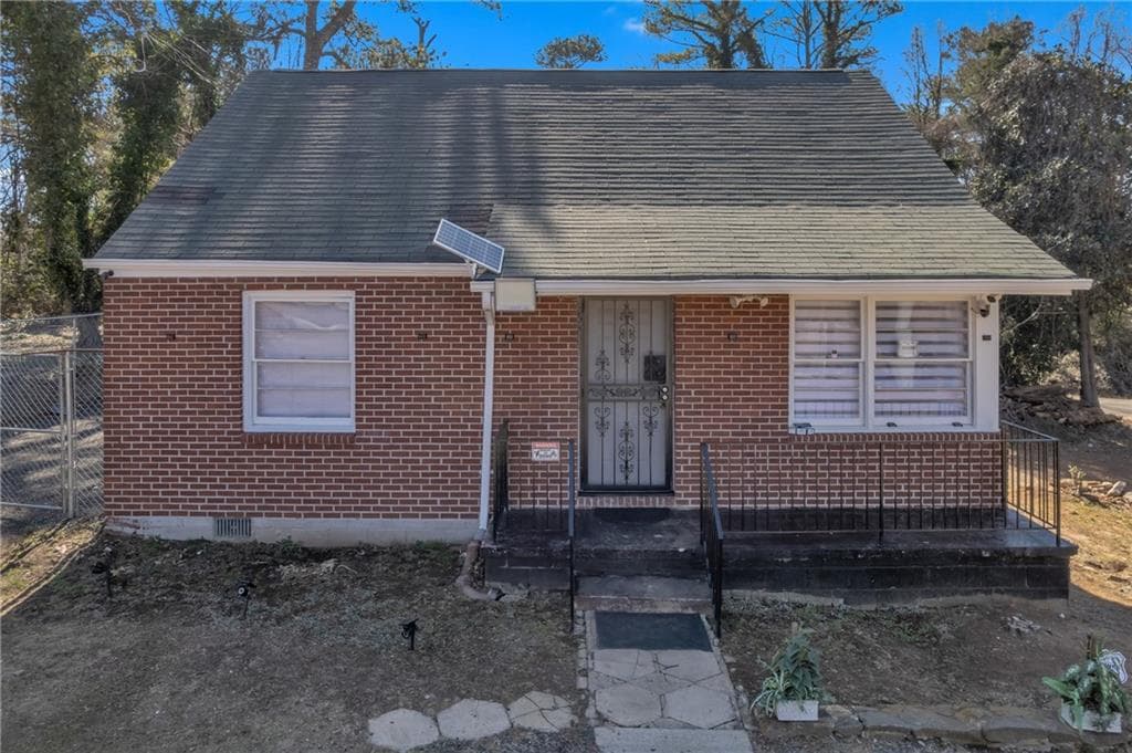 2 bedroom, 1 bathroom, 864 sq ft single family residence under contract at 3095 Rainbow Drive, Decatur, GA 30034