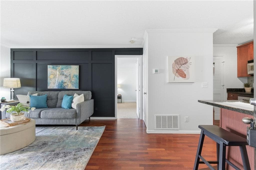 1 bedroom, 1 bathroom, 650 sq ft condominium for sale at 2657 Lenox Road E68, Atlanta, GA 30324 — photo 4
