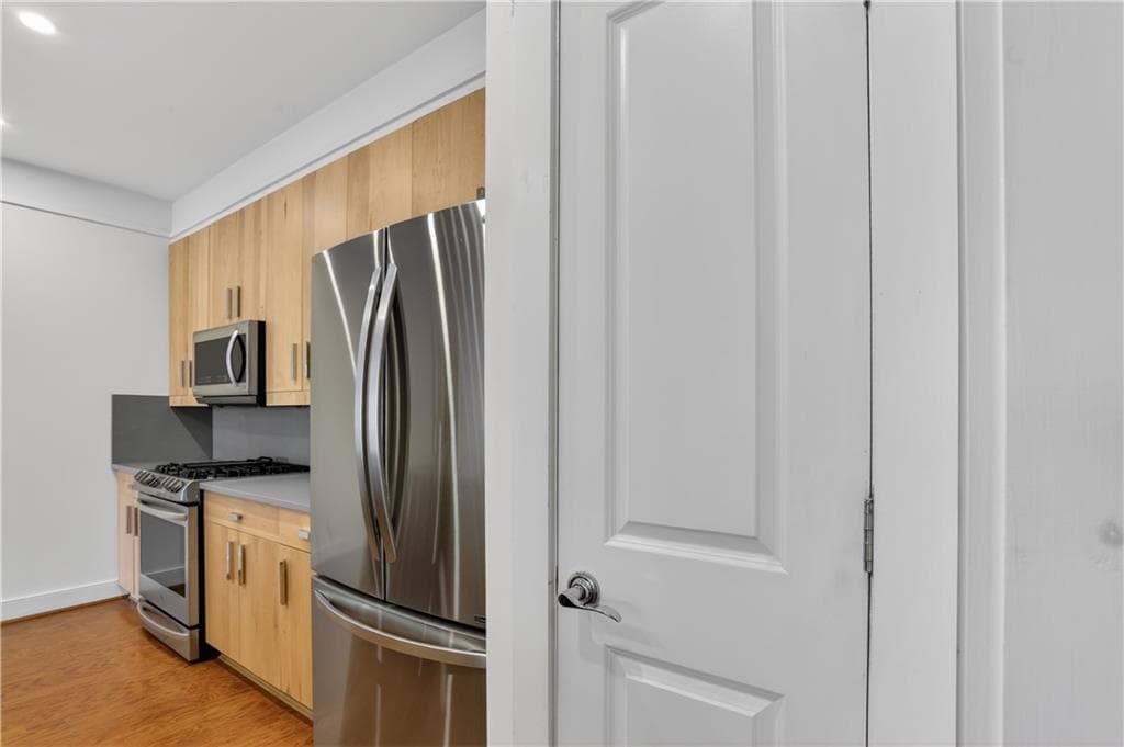 2 bedroom, 2 bathroom, 1,388 sq ft condominium for sale at 273 12th Street 210, Atlanta, GA 30309 — photo 9