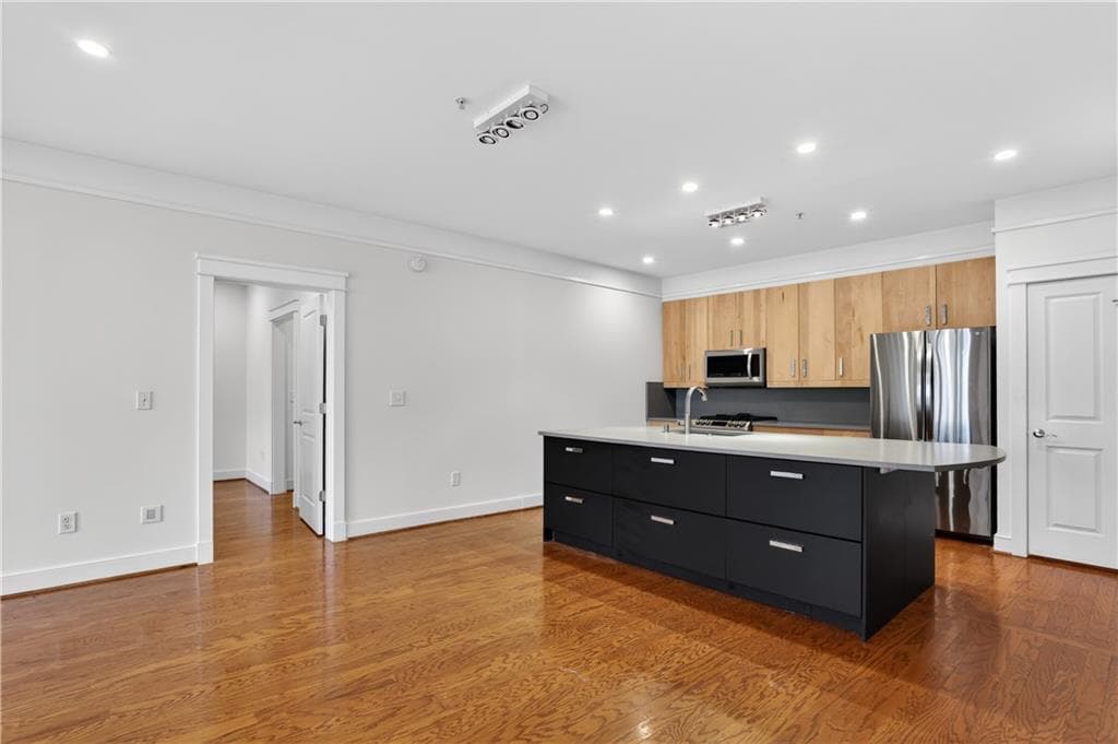 2 bedroom, 2 bathroom, 1,388 sq ft condominium for sale at 273 12th Street 210, Atlanta, GA 30309 — photo 6
