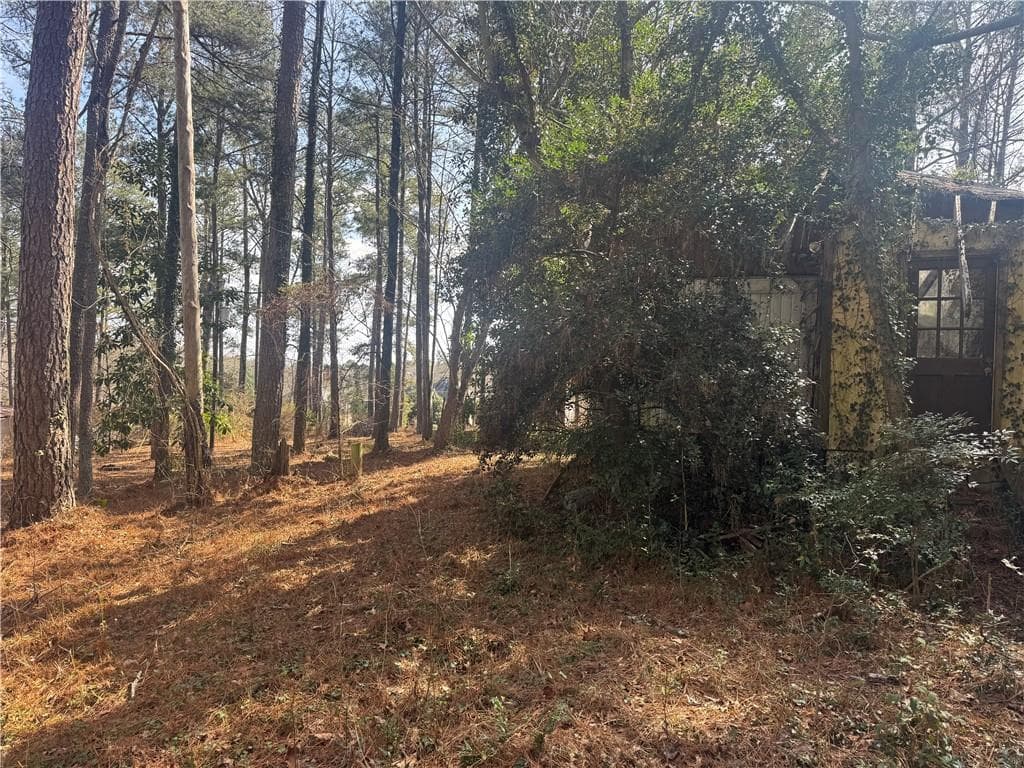 single family residence under contract at 2973 Lee Road, Snellville, GA 30039 — photo 10