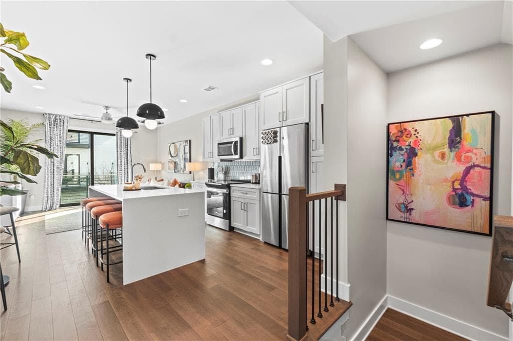 3 bedroom, 3 bathroom, 1,634 sq ft townhouse for sale at 1350 May Avenue 14, Atlanta, GA 30316 — photo 6