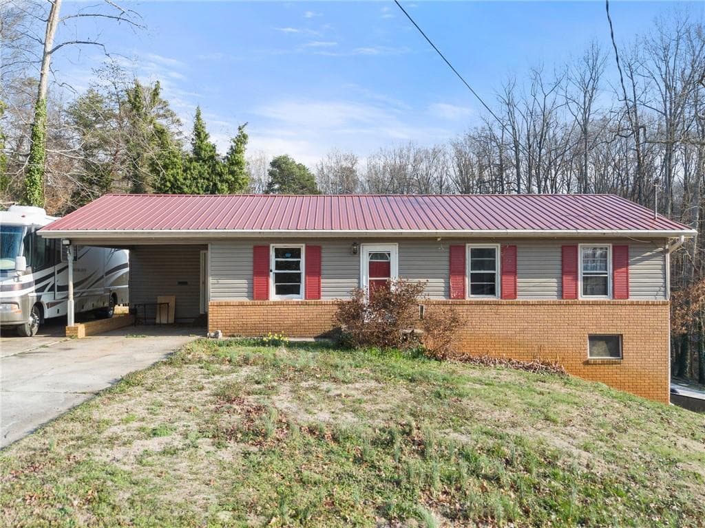219 Shallowford Drive, Gainesville, GA 30504 — most recent listing photo