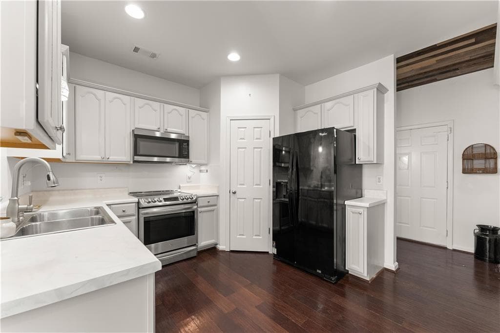 2 bedroom, 3 bathroom, 1,695 sq ft townhouse for sale at 1226 Rubble Road, Cumming, GA 30040 — photo 7