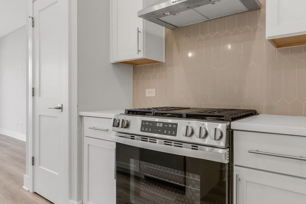 2 bedroom, 3 bathroom, 1,071 sq ft condominium for sale at 754 Urban Grange Way, Suwanee, GA 30024 — photo 10