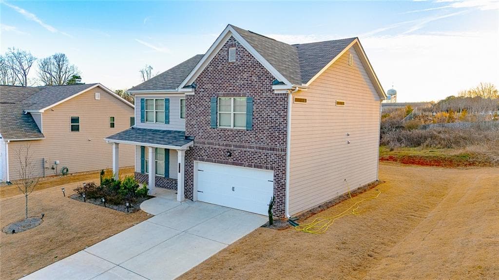 5 bedroom, 3 bathroom, 2,551 sq ft single family residence for sale at 1112 Sunny Valley Lane, Braselton, GA 30517 — photo 4