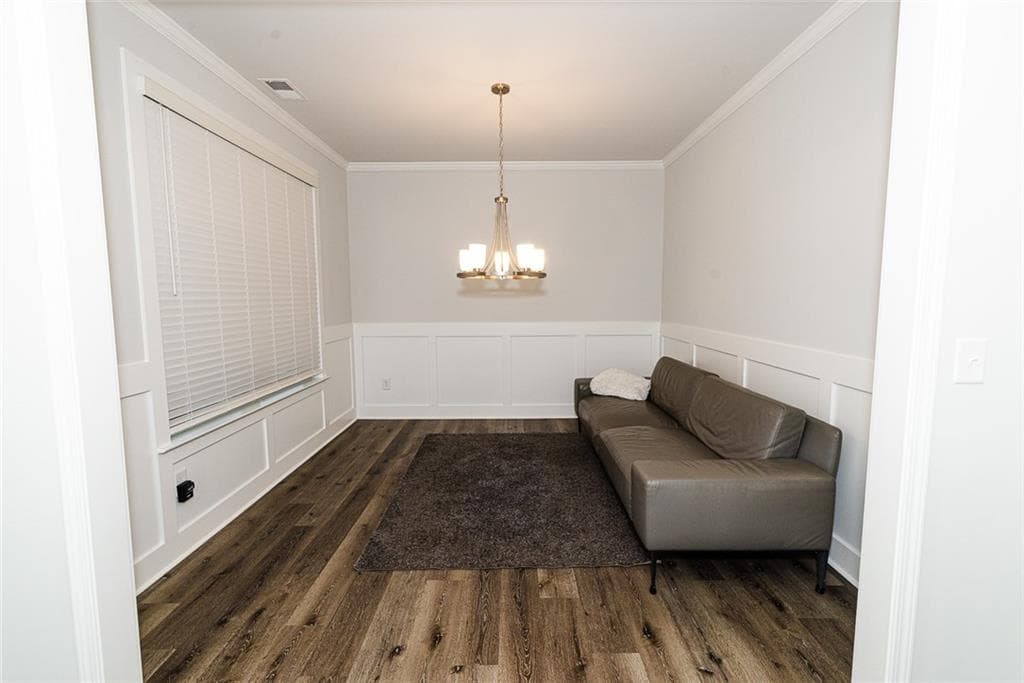 5 bedroom, 3 bathroom, 2,551 sq ft single family residence for sale at 1112 Sunny Valley Lane, Braselton, GA 30517 — photo 6