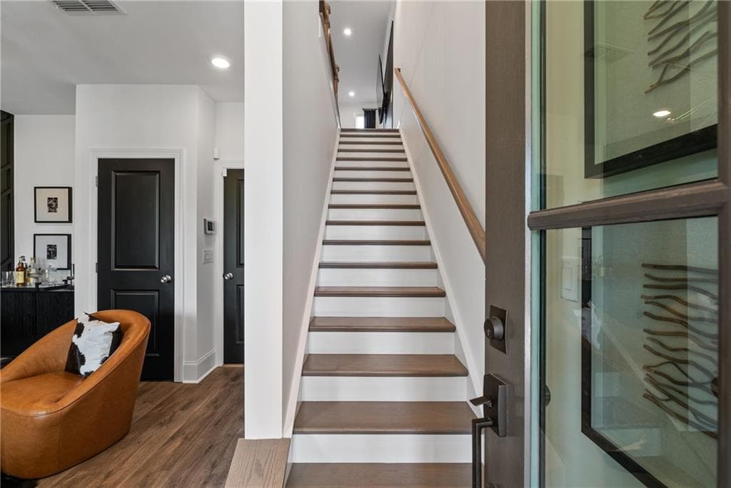 2 bedroom, 3 bathroom, 1,694 sq ft townhouse for sale at 130 Iveybrooke Lane 70, Alpharetta, GA 30009 — photo 8