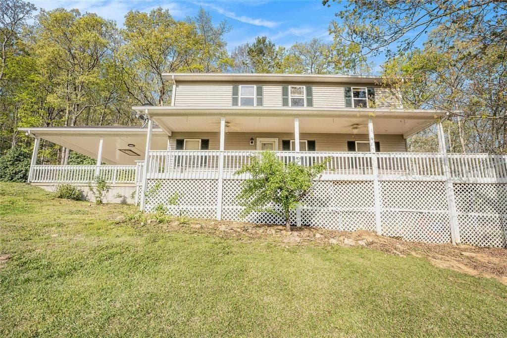 3 bedroom, 2 bathroom, 1,824 sq ft single family residence for sale at 542 Sharp Top Circle, Blairsville, GA 30512 — photo 2