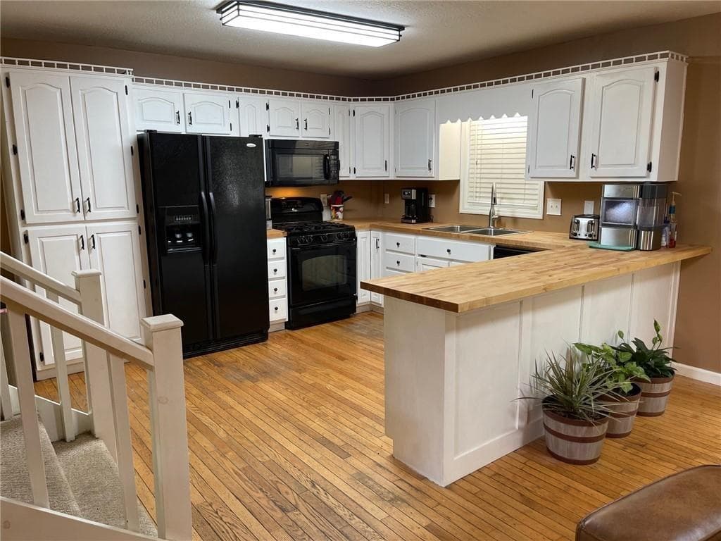 3 bedroom, 2 bathroom, 1,824 sq ft single family residence for sale at 542 Sharp Top Circle, Blairsville, GA 30512 — photo 8
